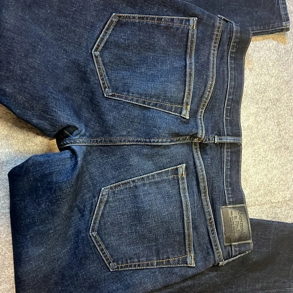 Men's Abercrombie & Fitch Skinny Taper Stretch Jeans, Size 33 - Picture 4 of 11